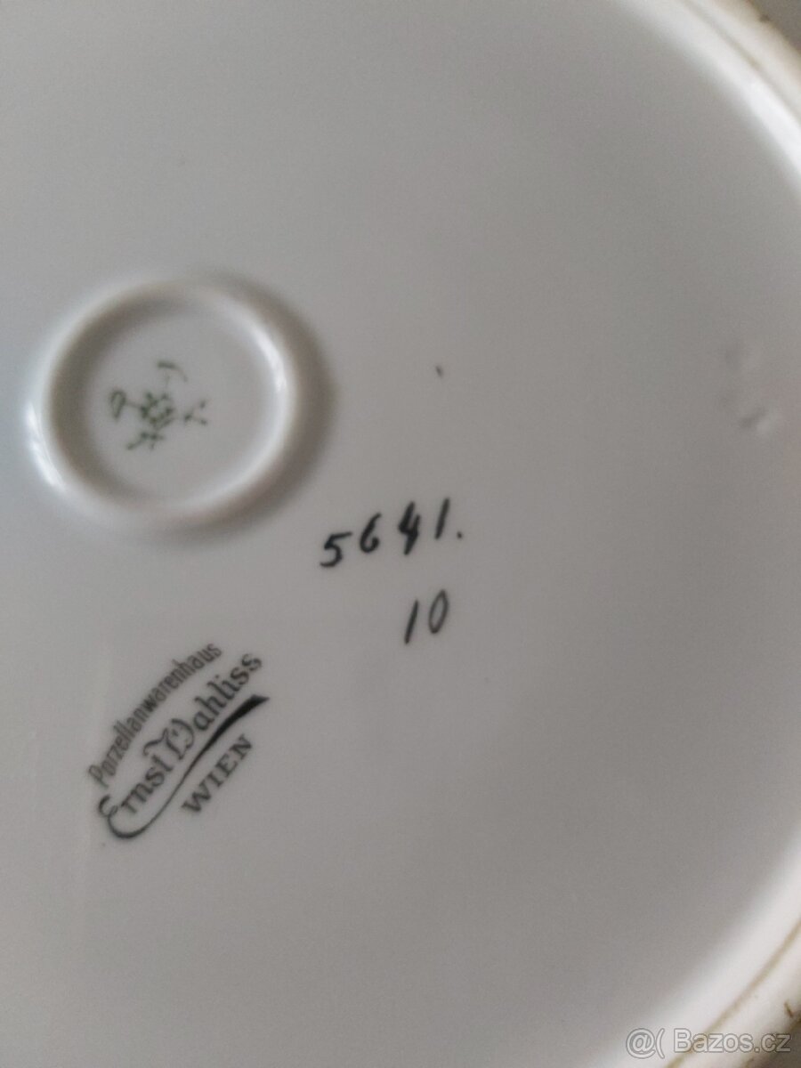 Jídelní porcelánový servis - 18