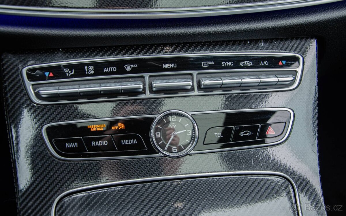 Mercedes-Benz E trieda Sedan 350 BlueTEC - 18