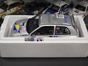 Renault Clio Maxi TDC 1995 1:12 OttoMobile - 18