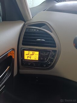 Citroen C4 Grand Picasso 1.6 HDI automat 7 míst - 18