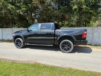 Ram 1500 5.7 hemi 5. Generace 2021 - 18