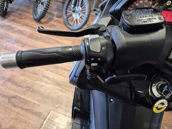 Yamaha T-Max 530 - 18