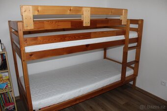 Patrová postel z masivu, palanda - 18