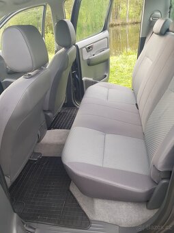 Toyota Hilux - 18