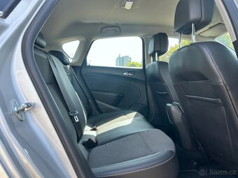 Opel Astra J TURBO, najeto 122.612 km, 1. majitel - 18