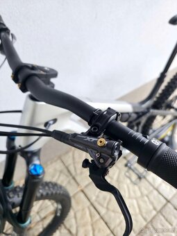 Horské kolo Canyon Strive CFR Underdog Carbon 2023 29″ - 18