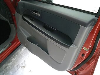 Suzuki SX4, 1.6 Comfort 4WD - 18