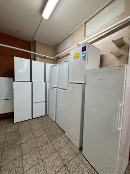 Lednice, pračky, sušičky, sporáky, kávovary atd. - 18