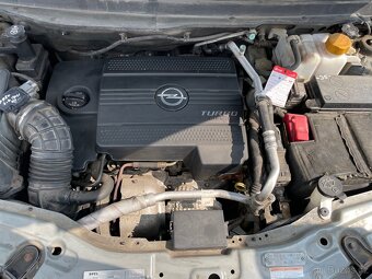 Opel Antara 2,2Cdti    120kw   4x4, 2011 - 18