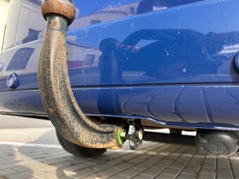 Volkswagen Caddy Maxi 2.0 TDI Life, 7 míst - 18
