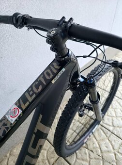 Horské kolo GHOST Lector SF UC Team Replica Black/Rainbow 29 - 18