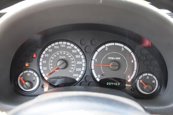 Jeep Cherokee 2.8 CRD 16V Limited A/T - 18