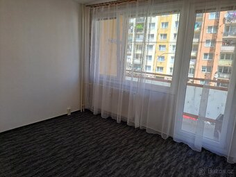 Pronájem bytu 3+1 s balkonem - 18