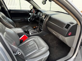 Chrysler 300C 5.7 hemi 250kw - 340PS 4x4 - touring -NOVÝ LAK - 18