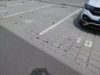 Hýskov, 2+kk, předzahrádka, sklep, 2xpark.stání - 18