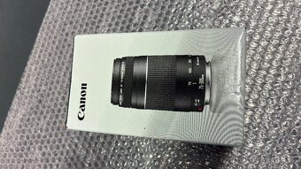 Canon EOS2000D + EF-S 18-55 mm f/3,5-5,6 + EF 75-300mm f/4-5 - 18