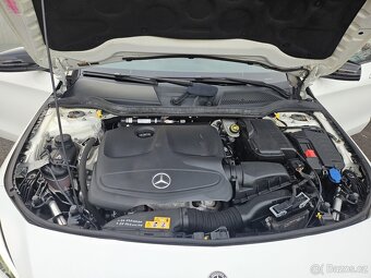 Mercedes Benz CLA 1.6 Automat Panó AMG line - 18