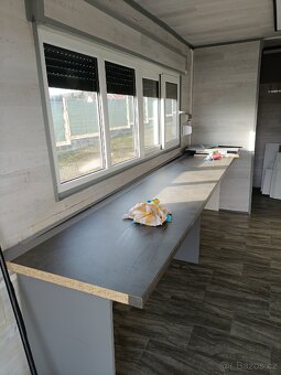 Gastro kontejner 6x2,5m - Sleva - 18