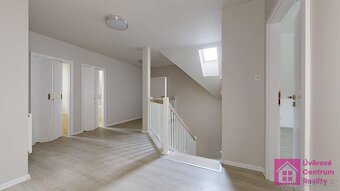 Prodej rodinného domu 5+1, 222 m², zahrada, garáž, Valtice - 18