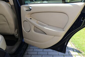 Jaguar X-Type 2.2 114KW - 18