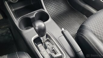 Prodám Mitsubishi Outlander 2.2 DI-D 4x4 - 18