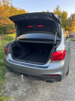 BMW 540i xDrive Limousine - 18