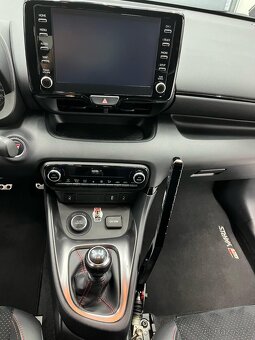 Toyota Yaris GR 1.6i 192kW SPORT ZÁRUKA - 18