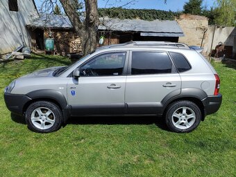 Hyundai Tuscon 2.0 nafta - 18