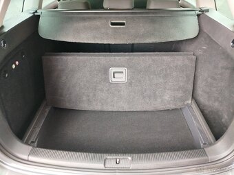 VW GOLF kombi 1.6 TDi 77 kW, r.v.2/2011, najeto 191.950 km - 18