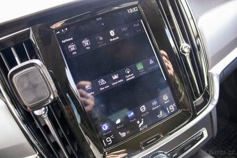Volvo V90 D3 2.0L Momentum A/T sivá/šedá - 18