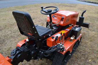 Pásový traktor HT35-Y - 18