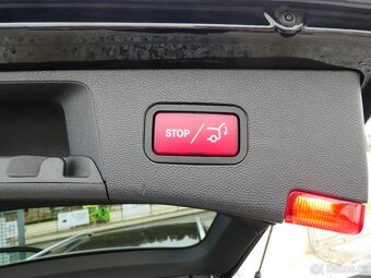Mercedes-Benz E220 BlueTec 125kW 9G,Stav - 18