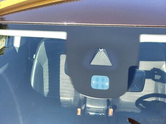 Volkswagen Passat B7 2,0 TDI Highline - 18