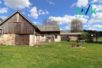Zemědělská usedlost, pozemek 50 524 m2, rybník, stáje, stodo - 18