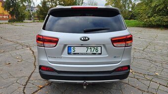 KIA Sorento 2.2 CRDI 16V 147 kW Premium 4x4 automat serviska - 18