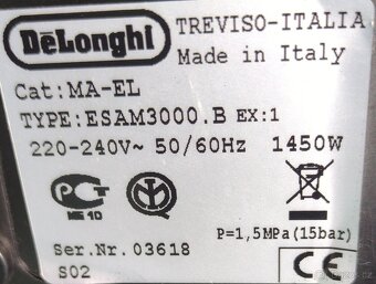 Plnoautomat kávovar DeLonghi Magnifica ESAM 3000 - černý - 18