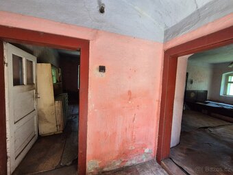 Zemědělská usedlost, stavební pozemek 1099 m², bez RK - 18