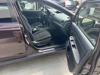Subaru XV 1.6i 84kw Benzín 4x4 1.MAJITEL,TAŽNÉ,PO SERVISE - 18