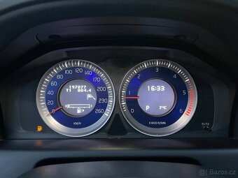 Volvo XC60, 2.4 D5 Automat Kamera Výhřev Tažné - 18