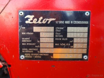 Traktor Zetor 7011 s TP, SPZ a platnou STK - 18