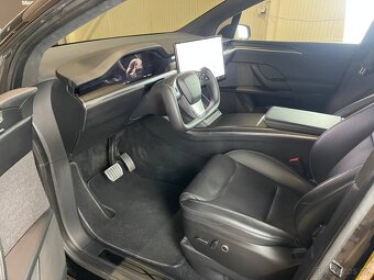Tesla Model X Plaid 760kw 2024 - 18