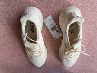 Adidas Swift Run 22 Decon Shoes Womens 38 2/3 - 18