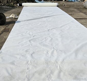 Geotextilie tkaná velmi pevná , odolná , dlouhá životnost - 18