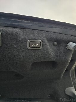 Jaguar XE 2.0d 132 kW - 18