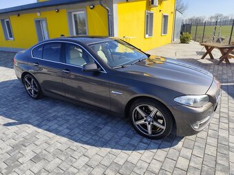 BMW Řada 5, 550I XDRIVE - 18