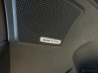 Škoda Yeti LAURIN KLEMENT 2,0 TDI 110 kW automat max výbava - 18