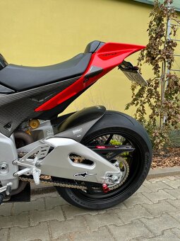 Aprilia RSV4 1000 FACTORY - 18