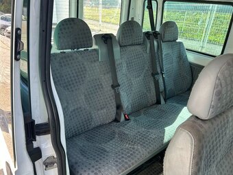 Ford Transit 2.2 TDCI L2H2 9 míst - 18