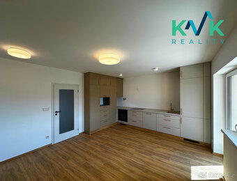 Byt 3+kk po kompletní rekonstrukci k pronájmu, Karlovy Vary  - 18