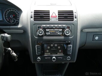 Volkswagen Touran 1.4 TSi MATCH,7.míst,serviska - 18